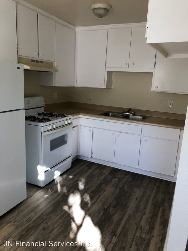 Foto principal - 3553 43rd St