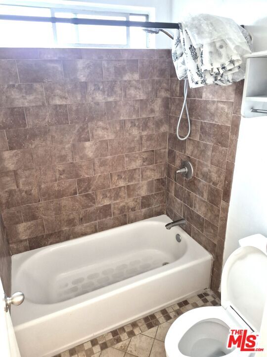 Foto del edificio - 2501 W Redondo Beach Blvd