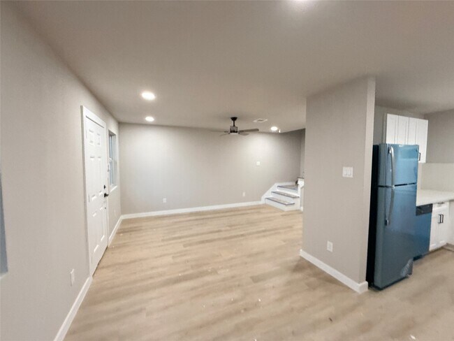 Building Photo - 3268 Holman St