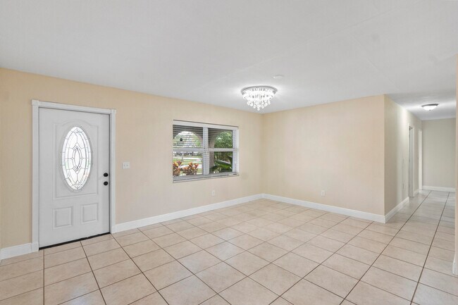Foto del edificio - 4784 Alfresco St