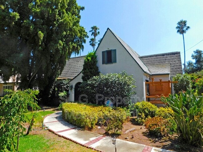 Building Photo - 1186 New York Dr