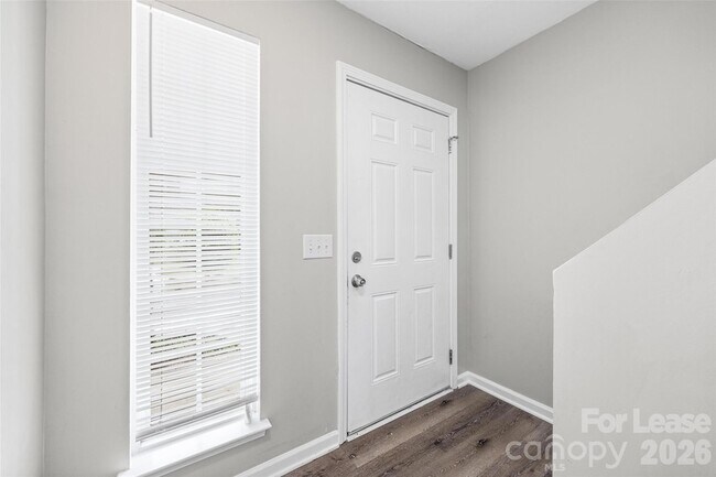 Foto del edificio - 5194 Brooktree Dr