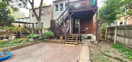 Building Photo - 3916 Arsenal St