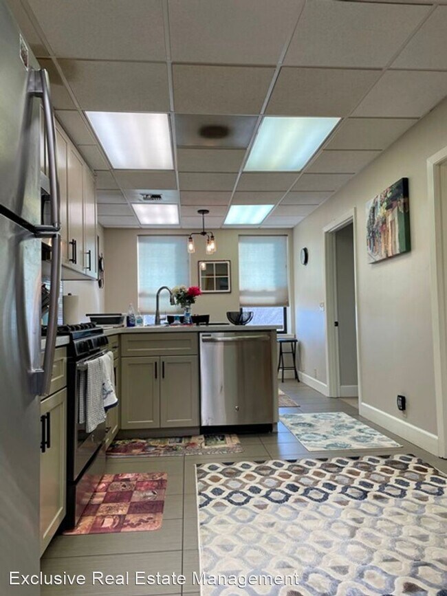 Building Photo - 1 br, 1 bath House - 422 Main Street Ste 203