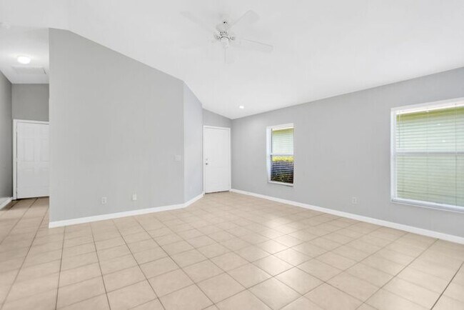 Building Photo - Beautiful 3/2 Home in Riverview, FL