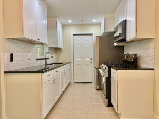 Foto del edificio - 204 Sandy Ln