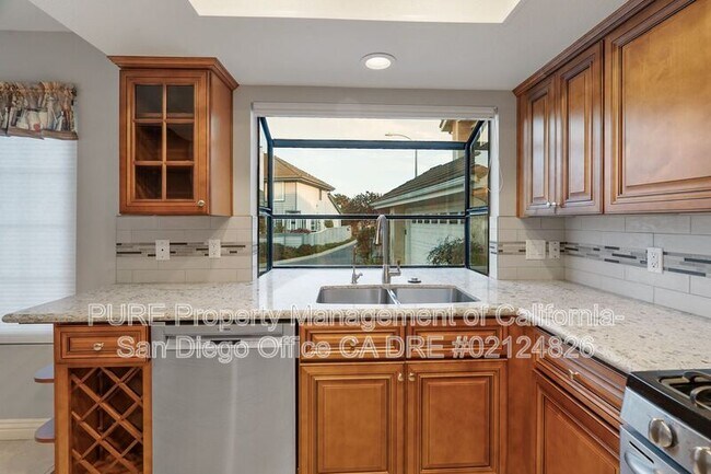 Foto del edificio - 1886 Spyglass Cir