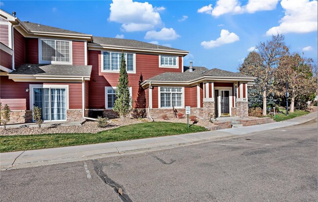 Foto del edificio - Spacious - 2-Bedroom + Office Condo at The Falls at Legend Trail