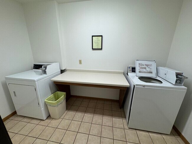 Foto del edificio - 417 Lotus St