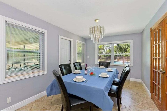 Foto del edificio - 272 NW 45th St