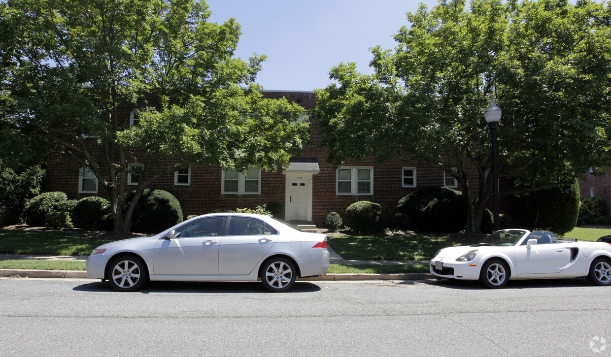 Building Photo - Westover Hills Apartments