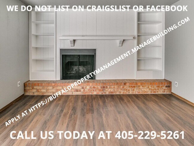 Building Photo - 1902 N Moulton Ct