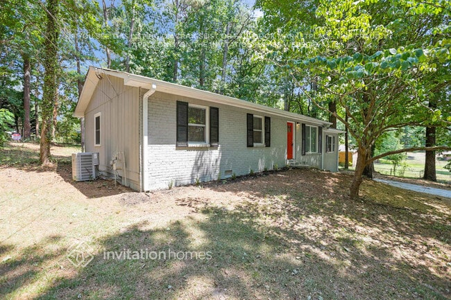 Foto del edificio - 3035 Kingston Ct