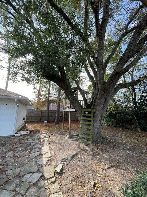 Foto del edificio - 3208 Yost Blvd