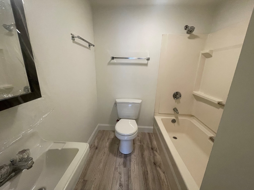 Building Photo - 227 Marlborough St