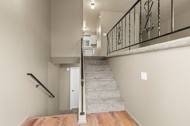 Foto del edificio - 201 SE 176th Pl