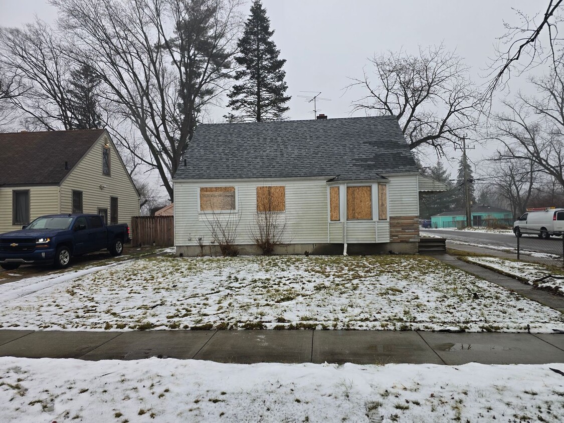 Foto del edificio - 17300 Winston St