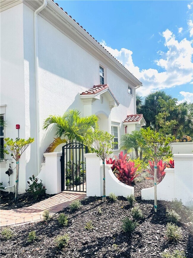 Foto del edificio - 7028 Ambrosia Ln