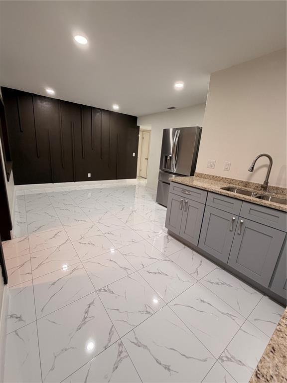 Foto del edificio - 1720 Park Dr