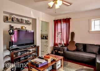 Foto del edificio - 1 br, 1 bath House - 2607 E 11th St