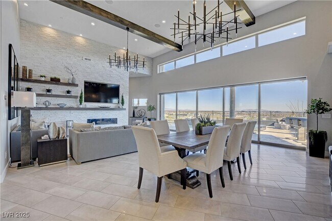 Foto del edificio - 6300 Clovis Point St