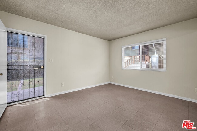Building Photo - 3610 Percy St
