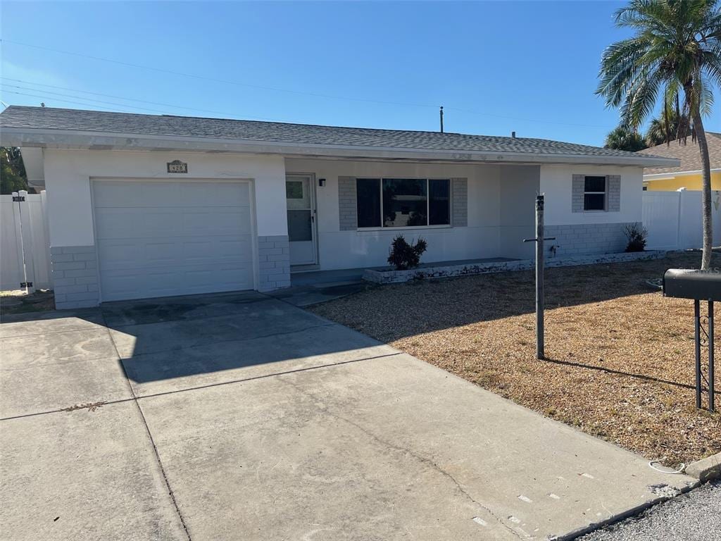 Primary Photo - 428 90th Ave