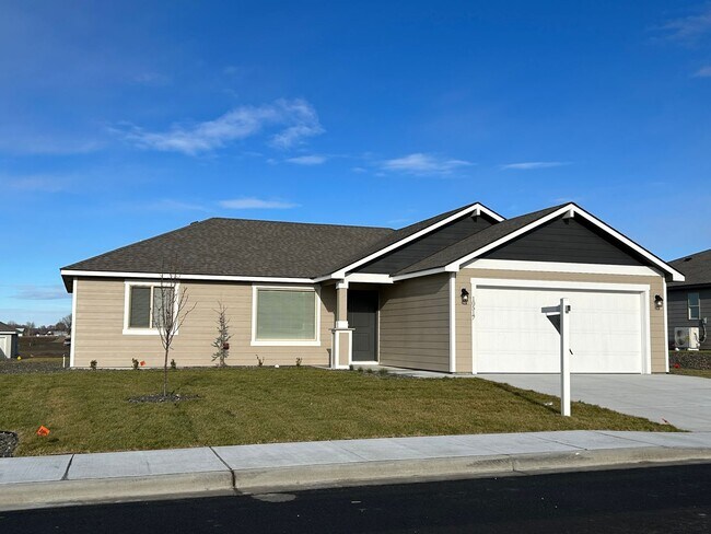 Foto del edificio - Brand New 2023 Open Concept, Ranch-Style Home
