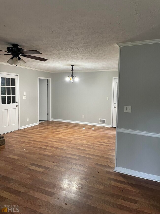 Foto del edificio - 1678 Ridgeview Dr NW