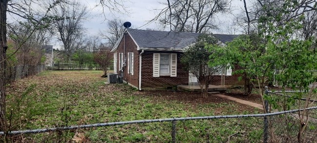 Photo - 1614 Elizabeth Rd House