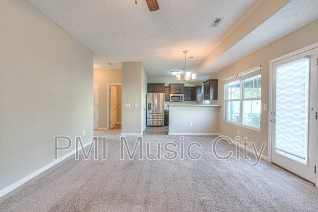 Foto del edificio - 4219 Golden Sun Ct