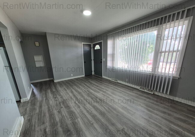 Foto del edificio - 1920-1922 WATERLOO ROAD DUPLEX