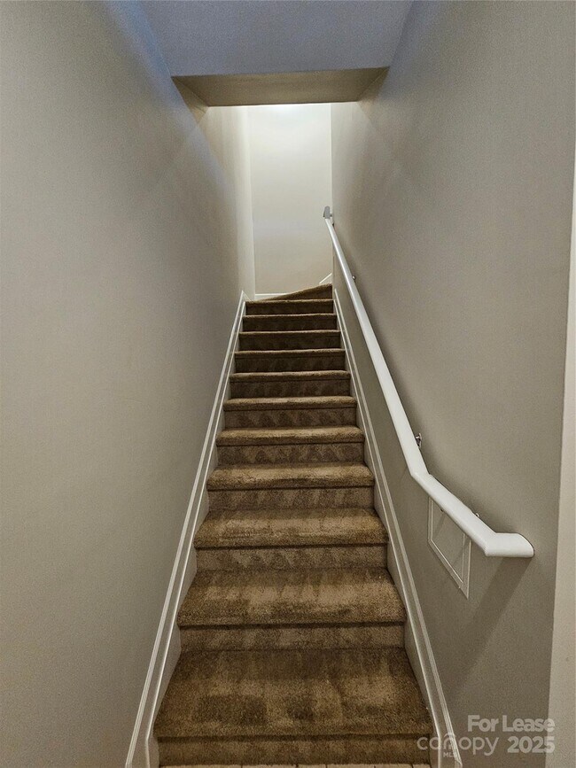 Foto del edificio - 8728 Arbor Creek Dr