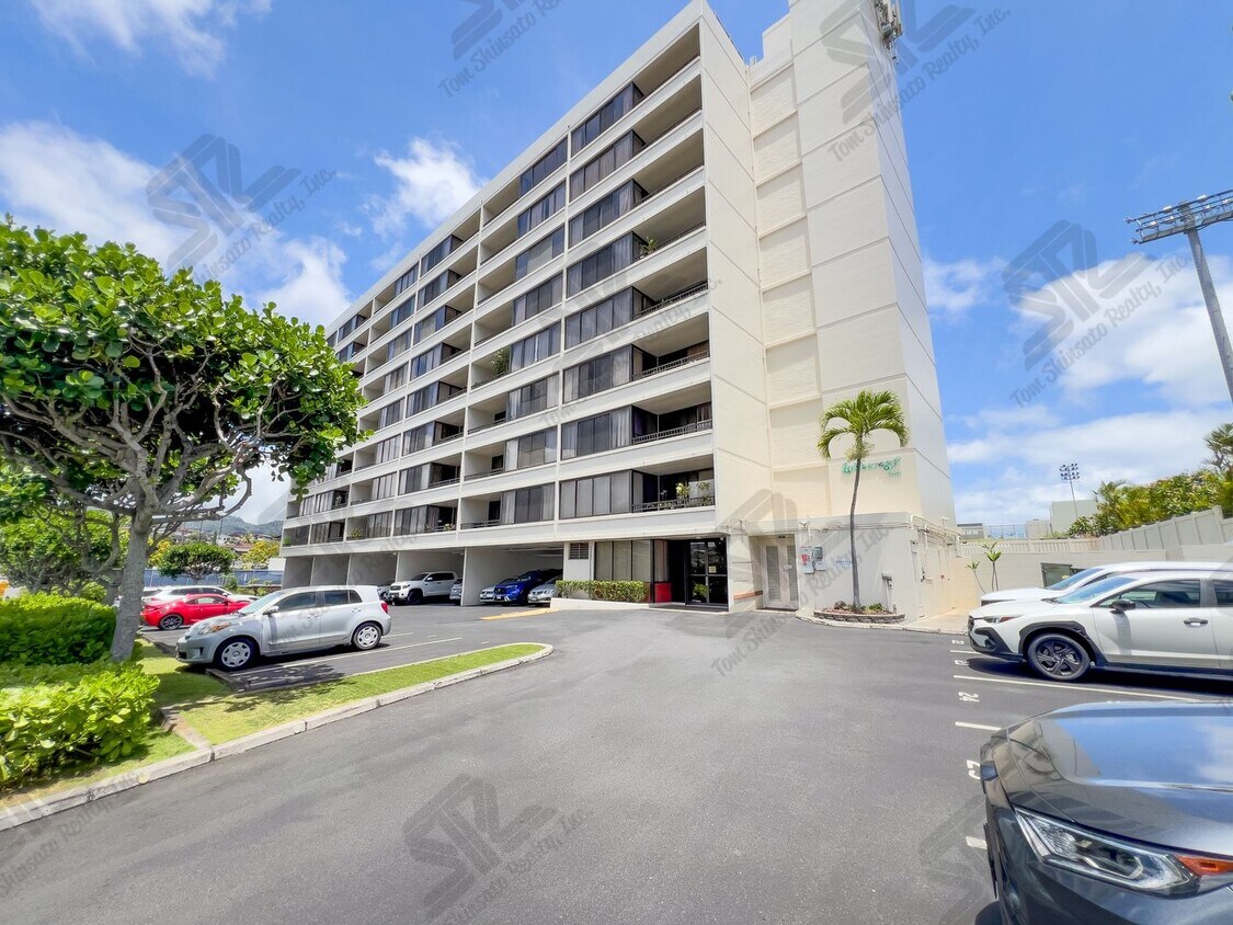 Foto principal - 2 bedroom, 2 bathroom 2 parking at Lakecrest