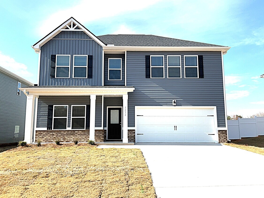 Foto principal - 3232 Emberly Dr