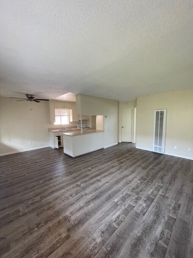 Foto del edificio - 3632 Park Blvd