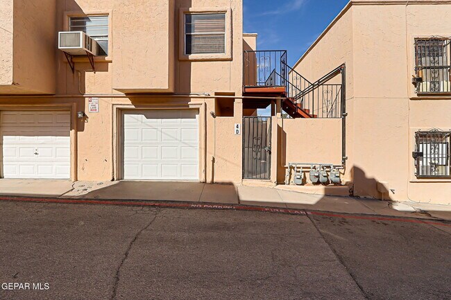 Building Photo - 2520 San Jose Ave