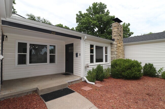 Building Photo - Gorgeous Home for Rent