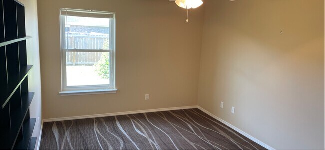 Foto del edificio - 4107 SW Chapelstone Ave