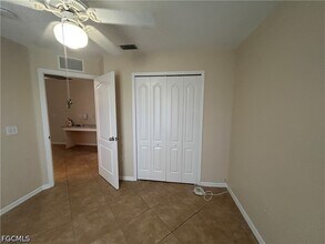 Building Photo - 6012 Thrush Ave