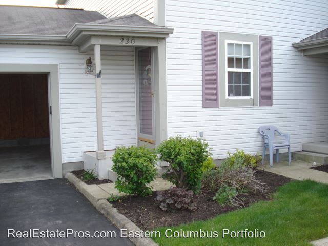 Building Photo - 230 Macenroe Dr