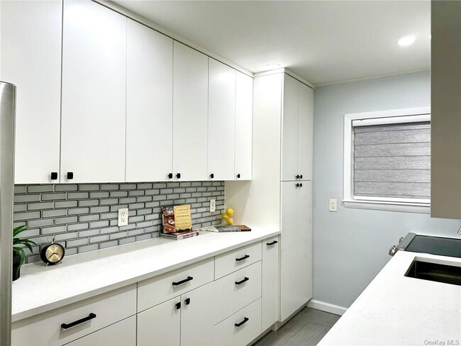 Foto del edificio - 228 Fox Run Ln