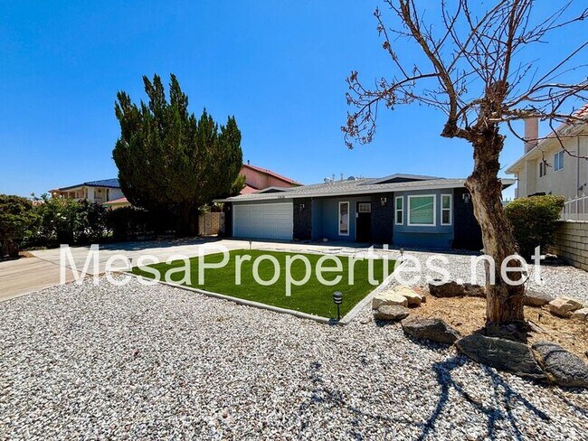 Building Photo - 13626 Sea Gull Dr