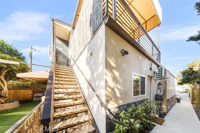 Building Photo - 18750 Collins St