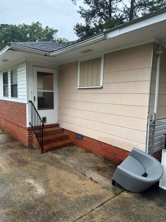 Foto del edificio - 504 Woodard St NE
