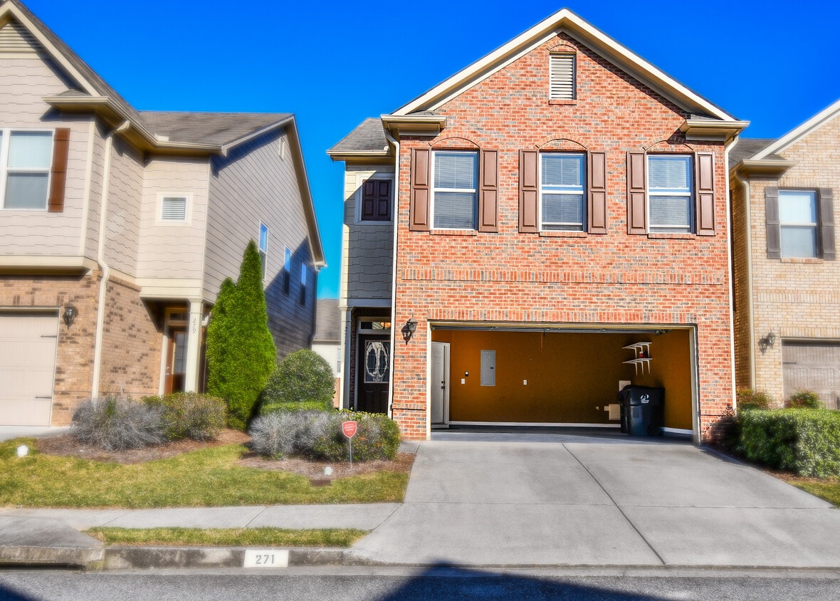271 Oakland Hills Way, Lawrenceville, GA 30044 Townhome Rentals in
