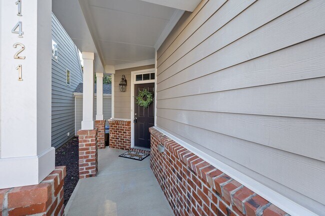 Foto del edificio - 3 Bed 2.5 Bath Home located in Heritage Hills, Wake Forest