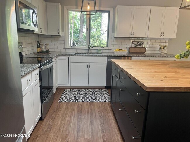 Foto del edificio - 2 Post Ct