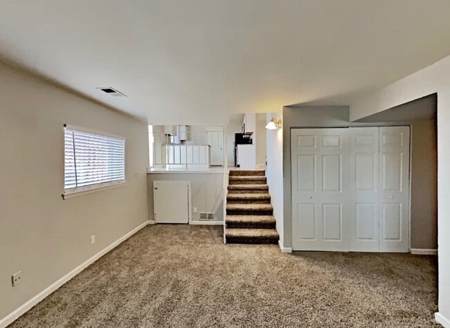 Building Photo - 16533 E Wyoming Dr