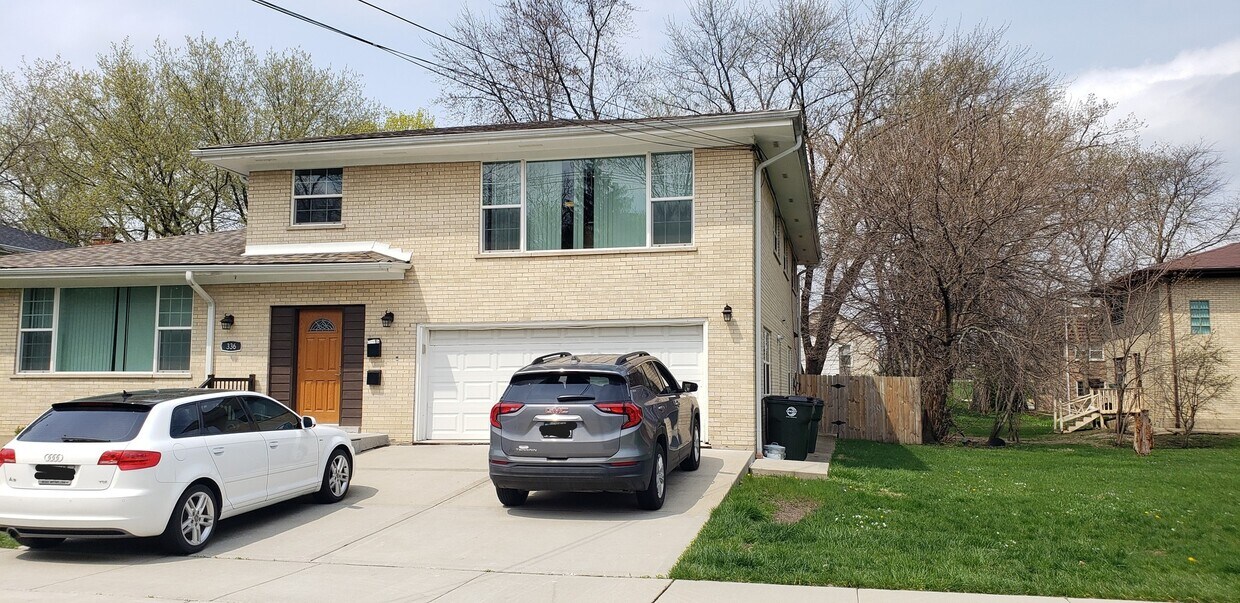 Foto principal - 336 E Russell St